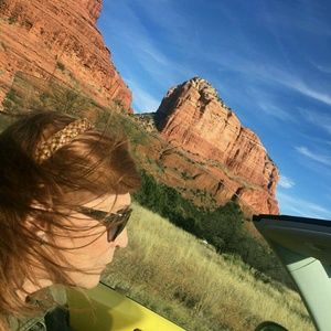 Meet your Posher, Marie